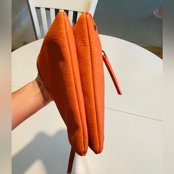 Universal Thread Wallet - Picture 6 of 8